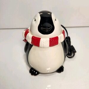 Scentsy Full-size Wax Warmer "Tux" Penguin Christmas Holiday Winter EUC Retired